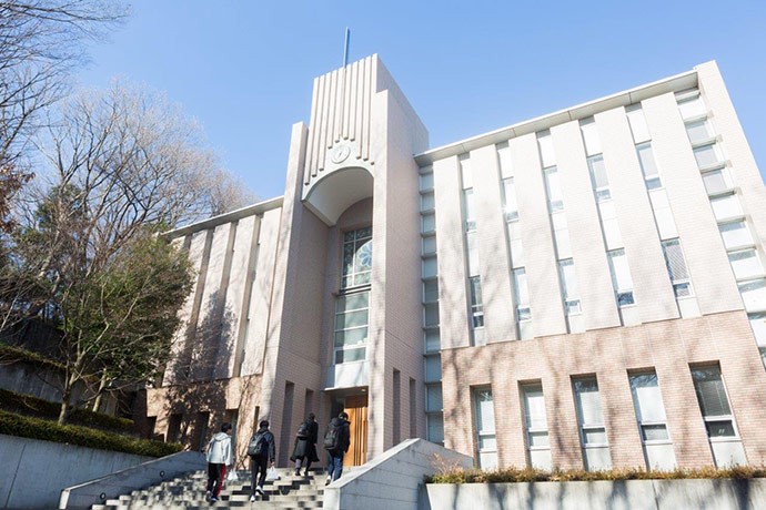 国税専門官採用数No.1中央大学 暗記や計算ではない税の学び方とは