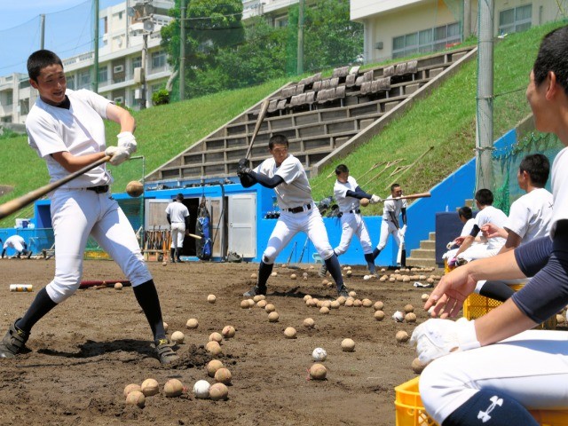 早大 中澤篤史さん 日本のような部活動は世界的に珍しい 部活と勉強 両立するのか 朝日新聞edua