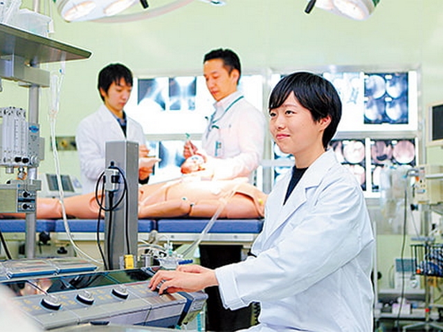 2020年4月 学びをさらに進化させ 医療健康科学部がスタート