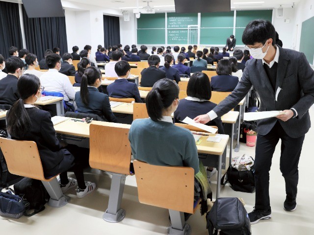 駿台・石原賢一氏「難関大の志望者が増加。外国語、国際の人気は