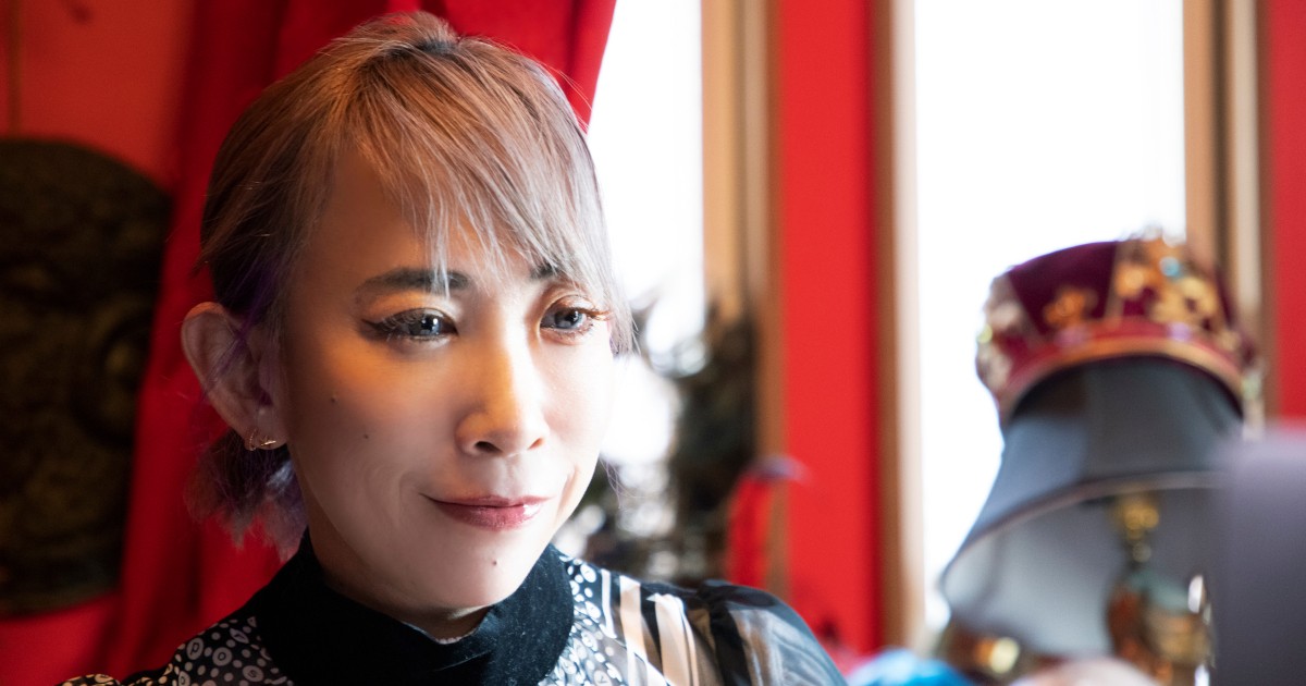 いまの儚さを封じ込める つらさをも力に変えて写真家 映画監督 蜷川実花さん 朝日新聞dialog いまの儚さを封じ込める つらさをも力に変えて写真家 映画監督 蜷川実花さん 朝日新聞dialog