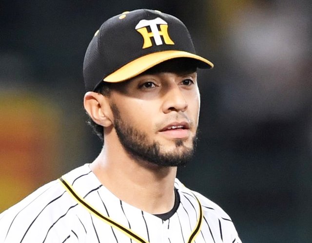 阪神ロベルト・スアレス